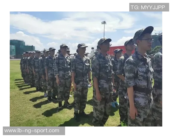 巴楚足球俱乐部奋勇争先展现团队精神与竞技风采的崭新篇章